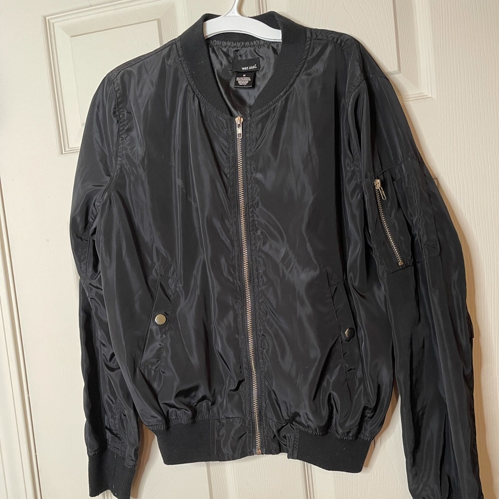 Black bomber Jacket